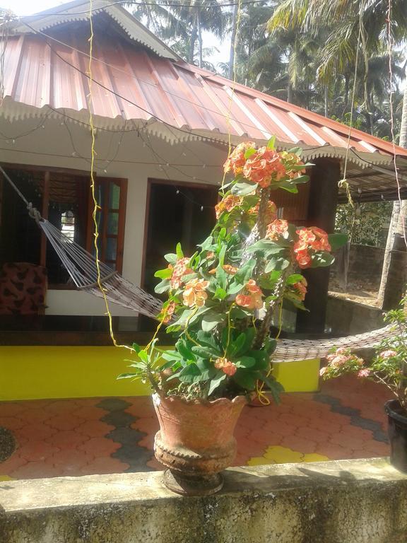 Karthik Villa Varkala Exterior photo