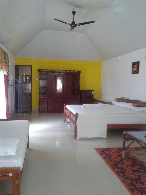 Karthik Villa Varkala Exterior photo