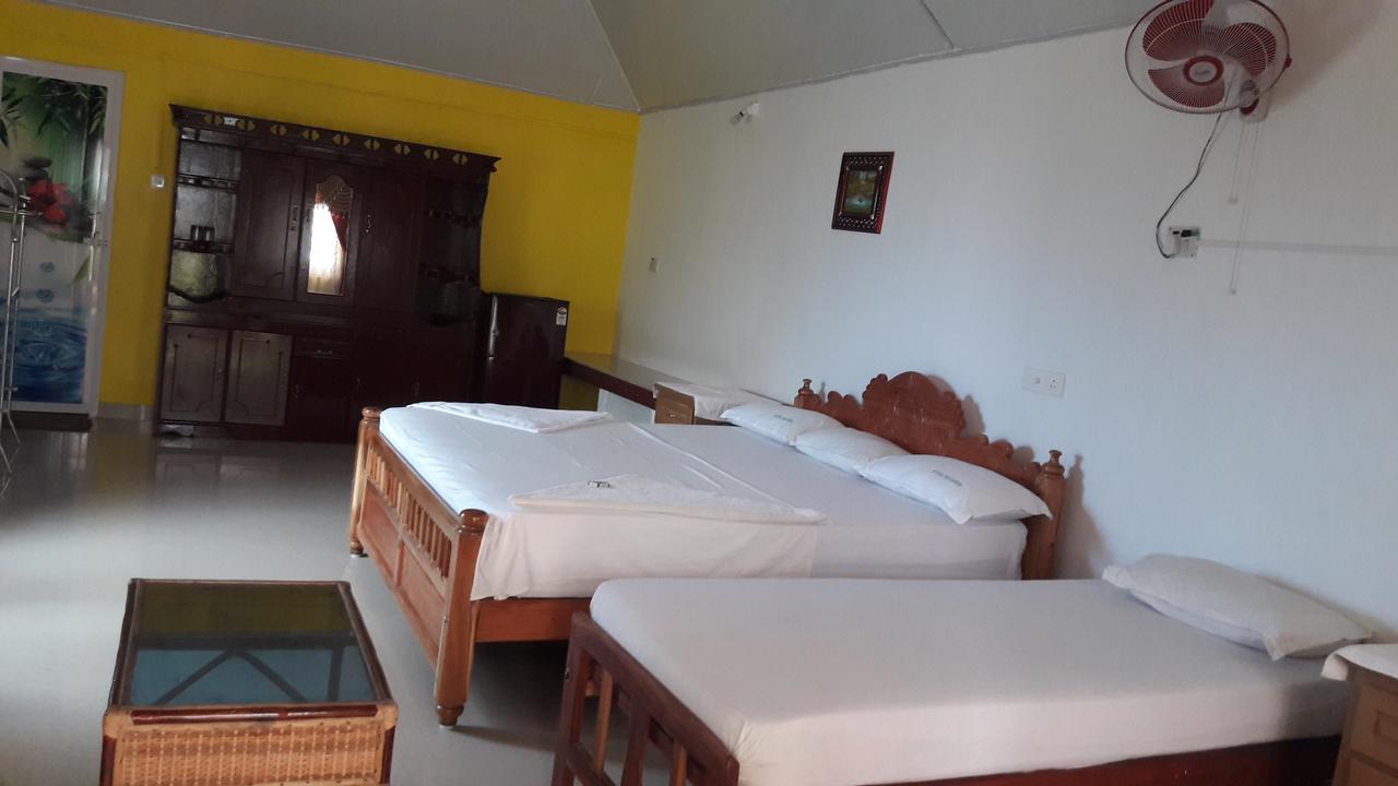 Karthik Villa Varkala Exterior photo